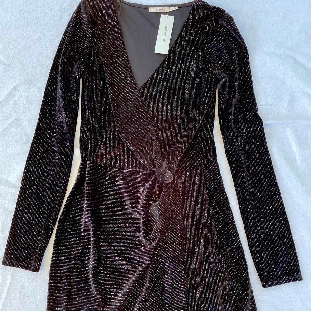 Mi Ami short dress in size M, sparkly an Long sleeves perfect for a party!